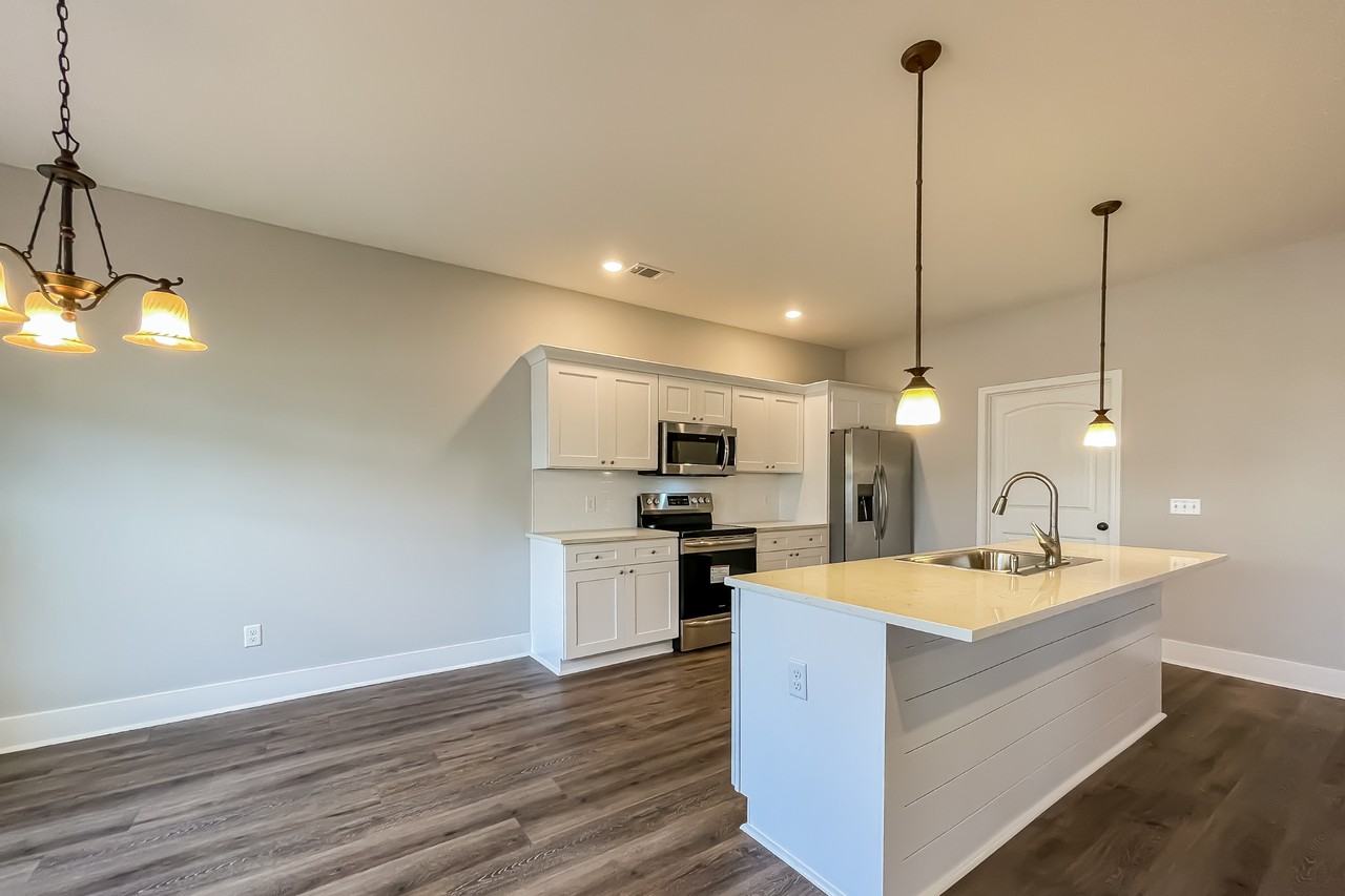 16 Greyfield Dr - Photo 5 of 16