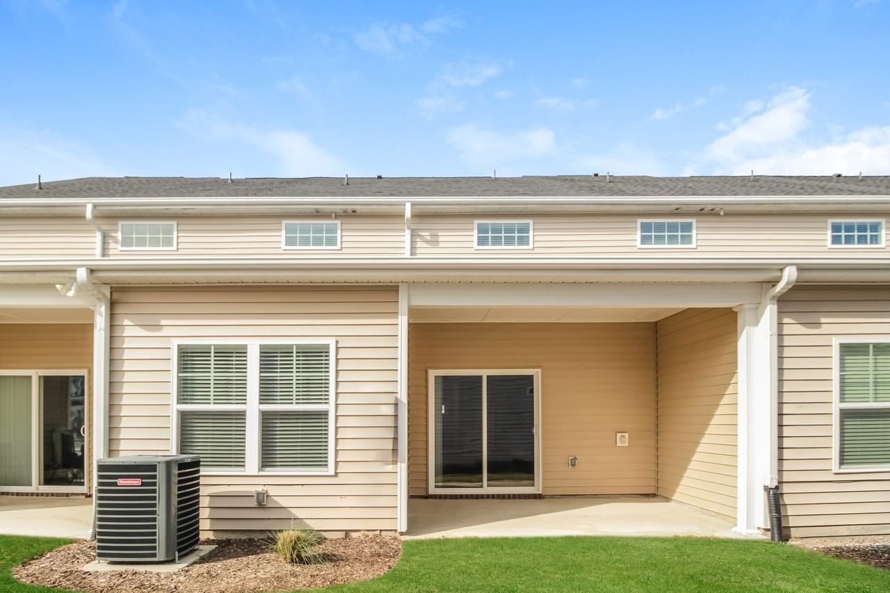 7228 7228 Bellacroft Dr - Photo 7 of 20