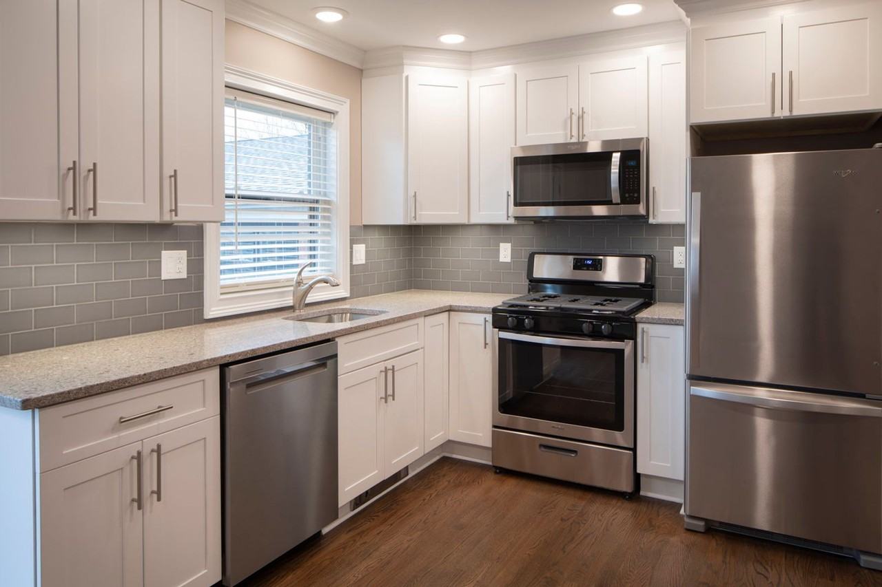 The Linden Apartments: In - Photo 7 of 14