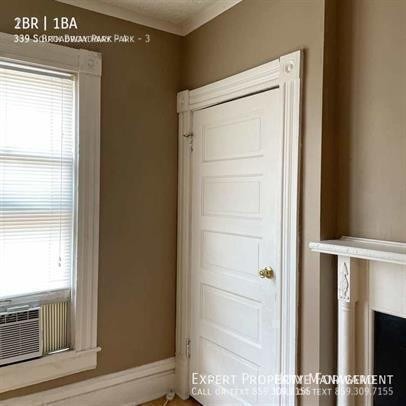 339 S Broadway Park #3 - Photo 4 of 6