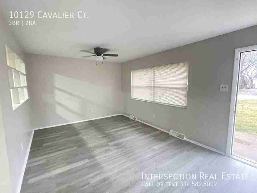 10129 Cavalier Ct - Photo 3 of 16