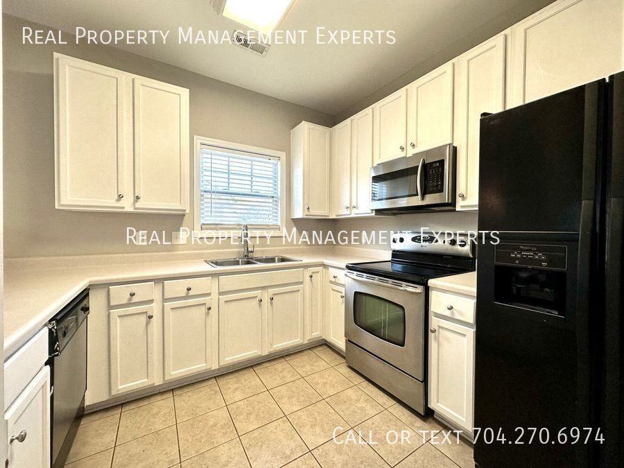 12347 Walden Lea Dr - Photo 2 of 19