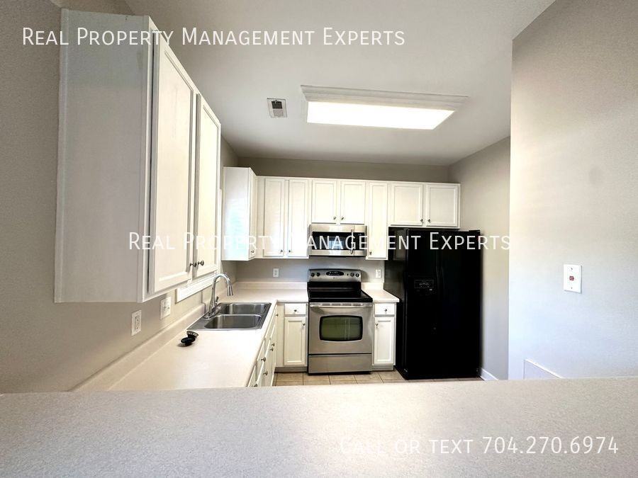 12347 Walden Lea Dr - Photo 4 of 19