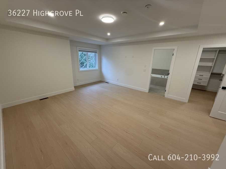 36227 Highgrove Pl - Photo 5 of 16