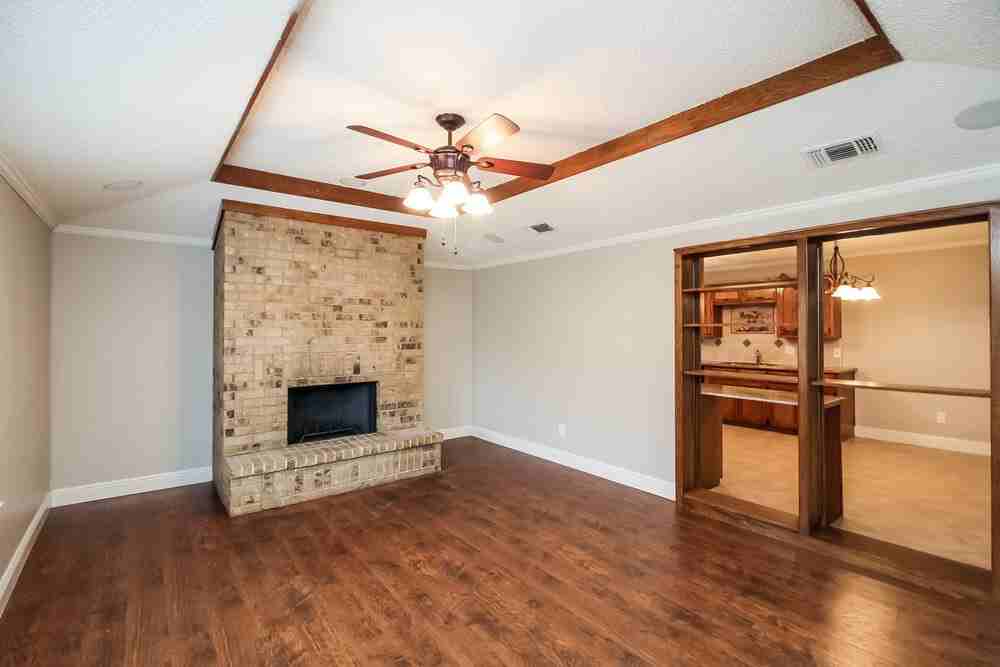 7212 Elderberry Ln - Photo 3 of 15
