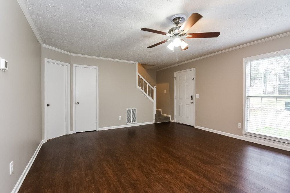 770 Joseph Club Dr Sw - Photo 5 of 17