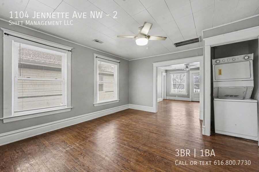 1104 Jennette Ave Nw #2 - Photo 6 of 12