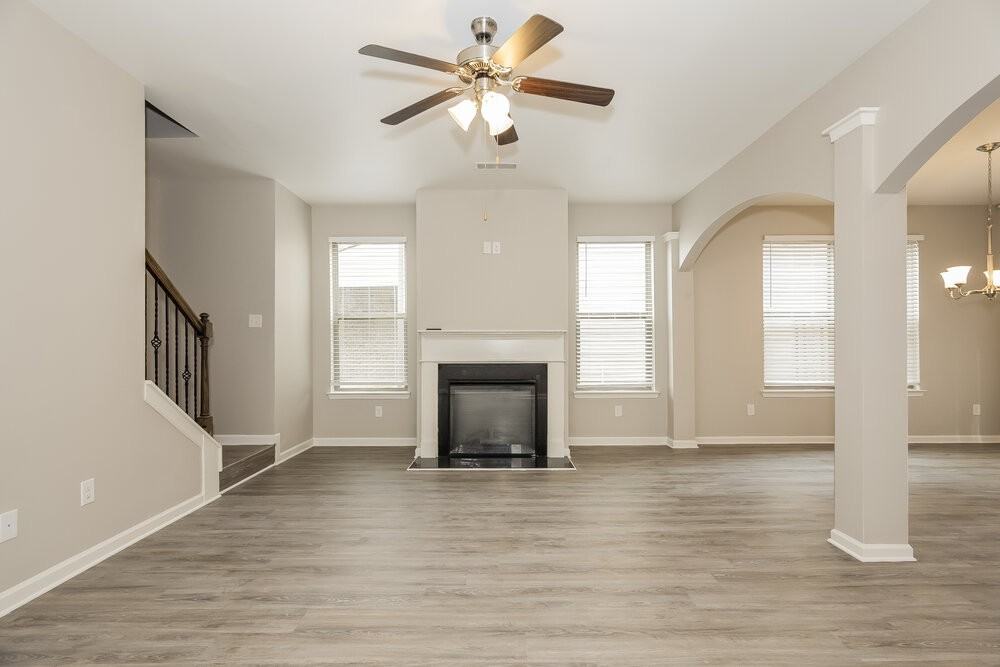 5671 Rhine River Rd - Photo 5 of 17