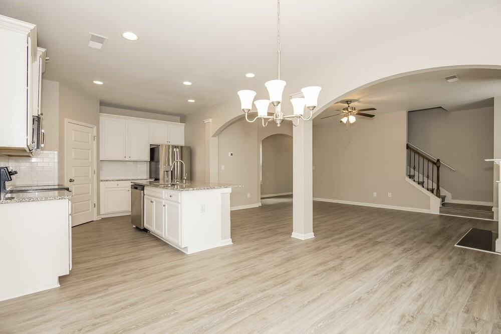 5671 Rhine River Rd - Photo 6 of 17