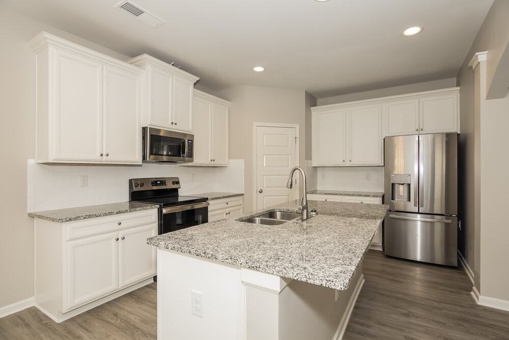 5671 Rhine River Rd - Photo 7 of 17