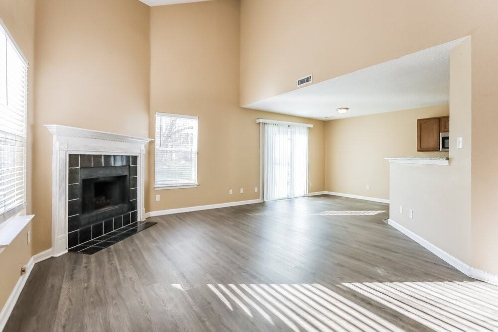 5959 Redcliff South Ln - Photo 4 of 17