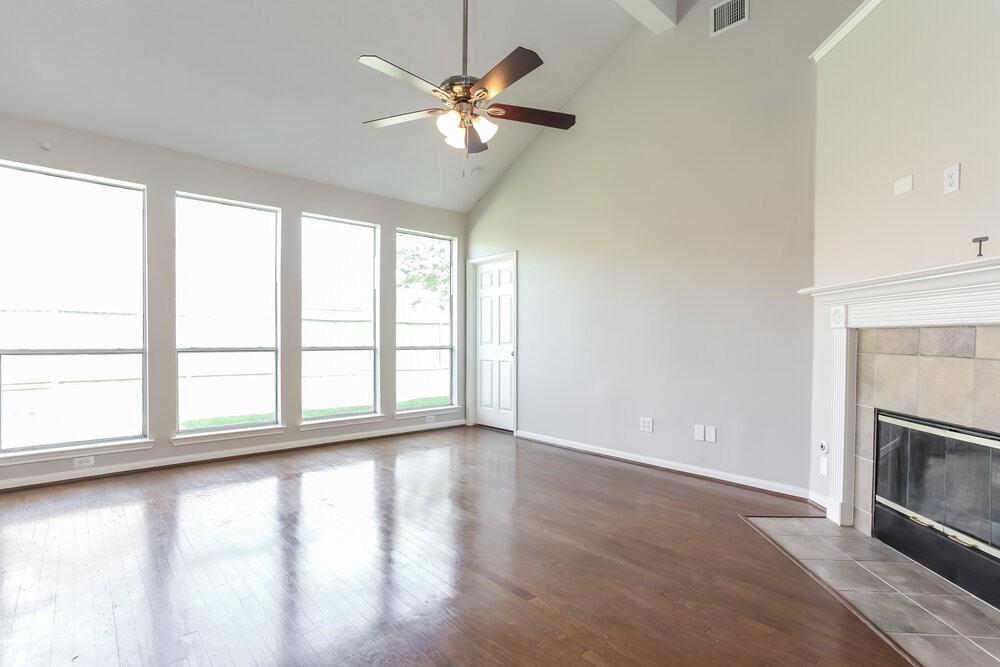 407 Cedar Branch Dr - Photo 4 of 17