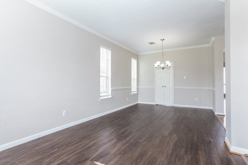 407 Cedar Branch Dr - Photo 7 of 17