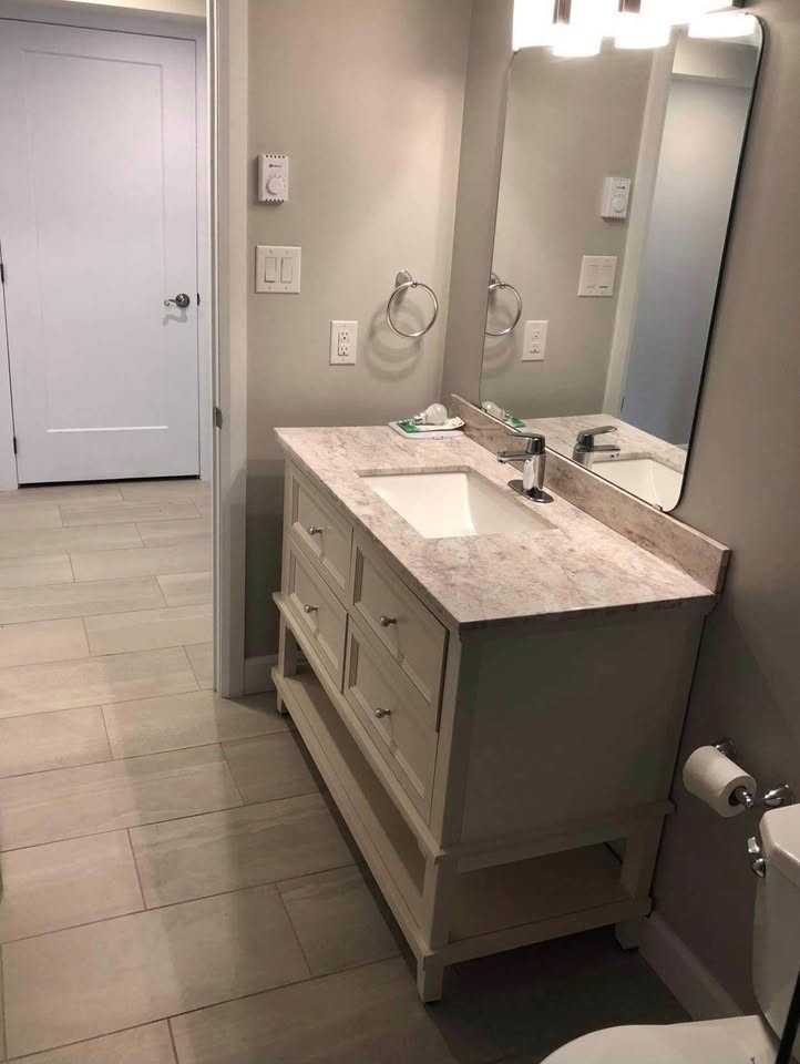 296 Hoylake Crescent - Photo 4 of 15