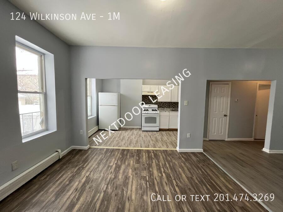 124 Wilkinson Ave #1M - Photo 2 of 11