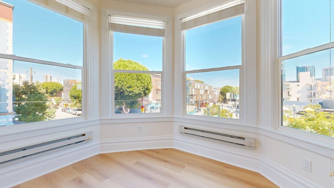 445 Octavia St #5 - Photo 2 of 18