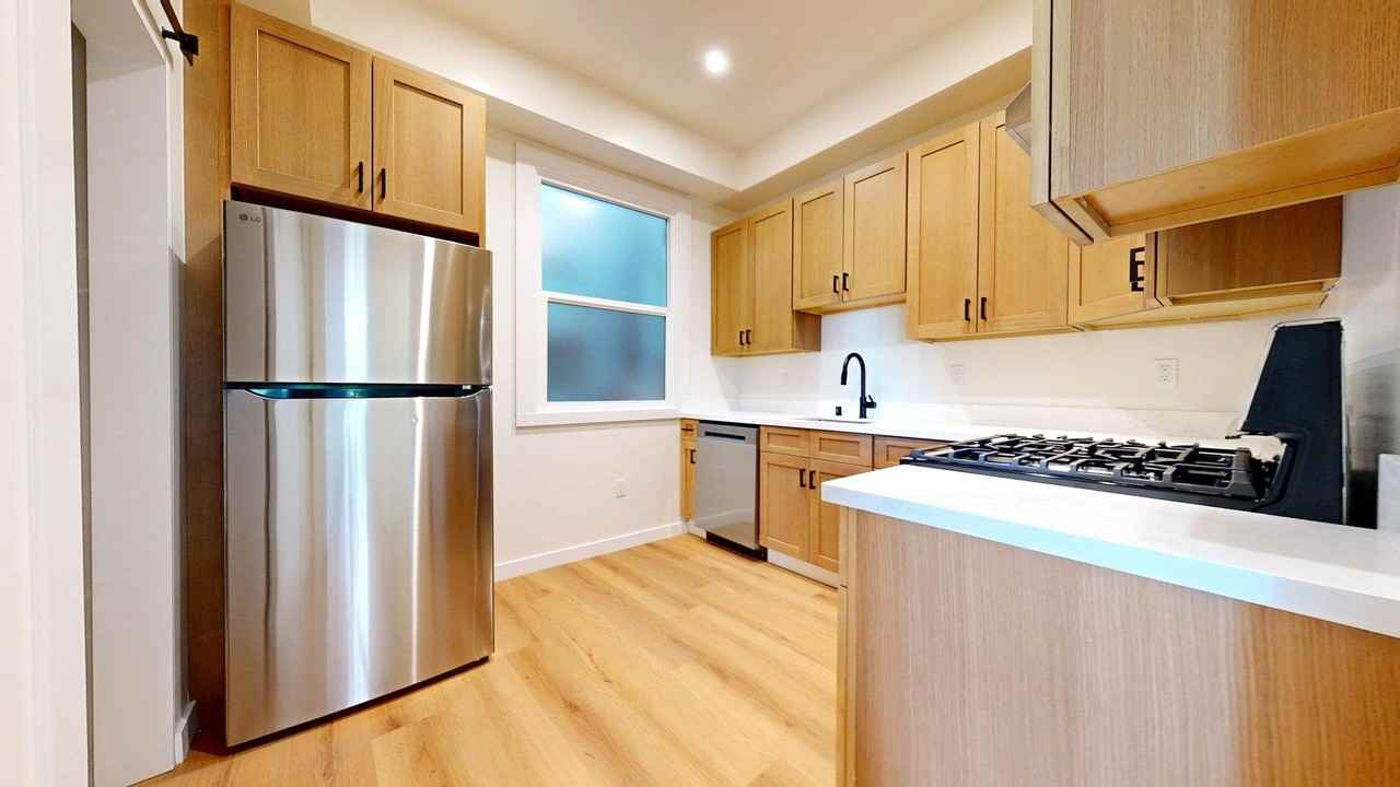 445 Octavia St #5 - Photo 7 of 18