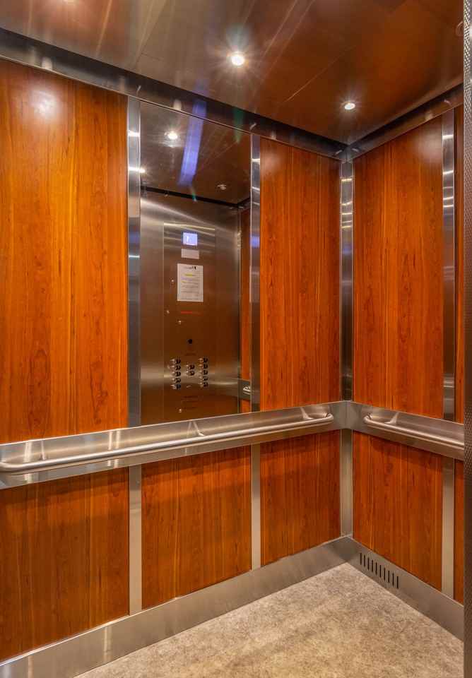 7471 Yonge Street Thornhill - Photo 4 of 38
