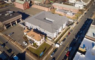 featured image of 406 Westminster Ave