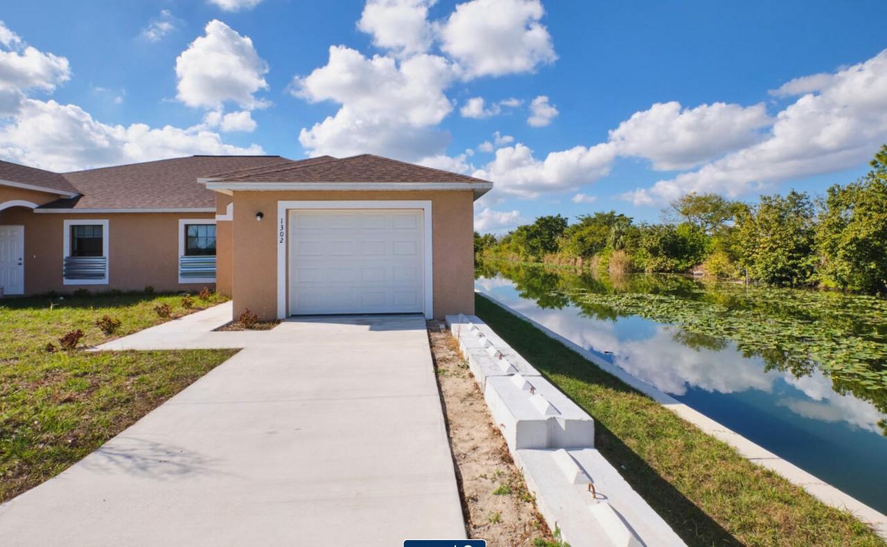 1302 Se 6th Ave #NA - Photo 2 of 9