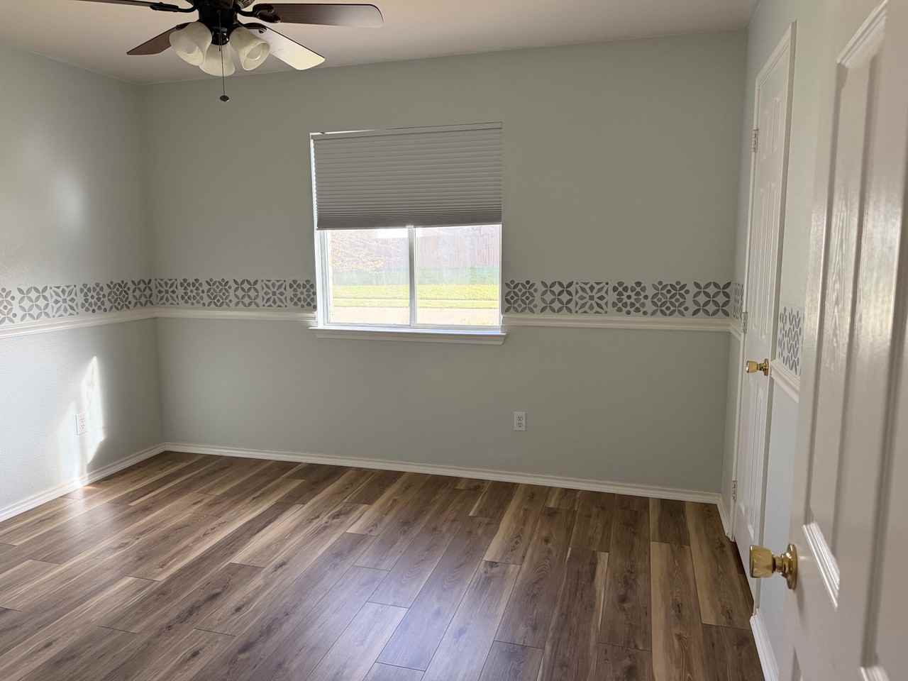 2900 Bluffs Ct #NA - Photo 7 of 21