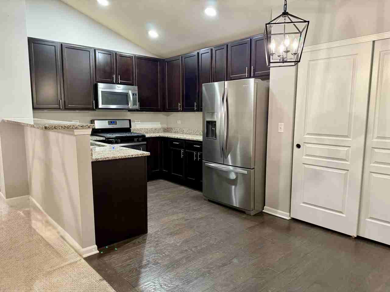 310 Devoe Dr #310 - Photo 2 of 11