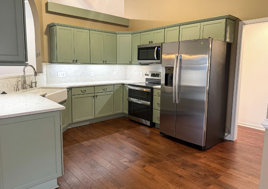 274 Silver Brook Cir #NA - Photo 2 of 14