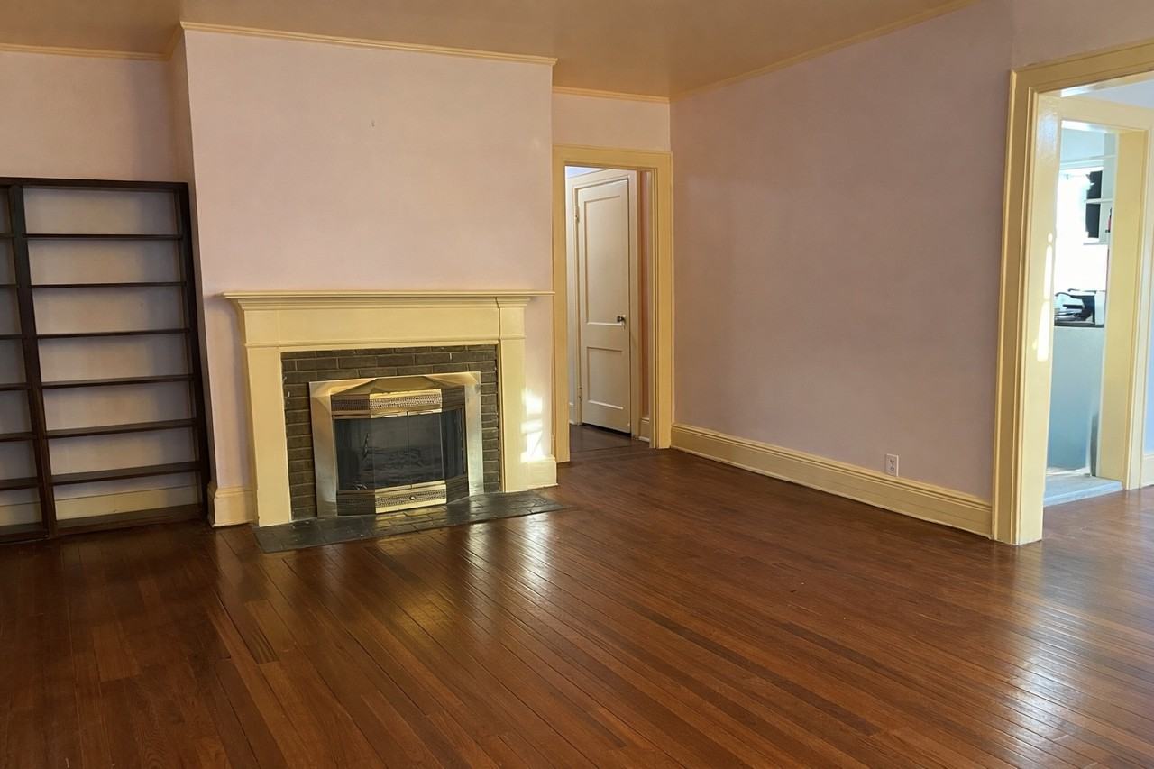 15310 41st Ave #1stFL - Photo 4 of 20