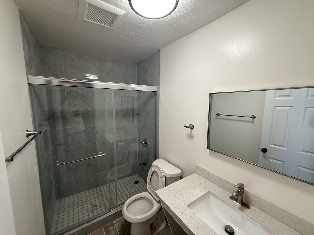 632 Abbey Ln #3 - Photo 2 of 11