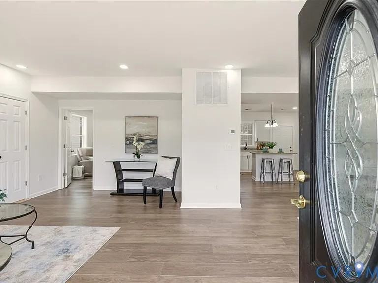 724 Wilson St #NA - Photo 2 of 19