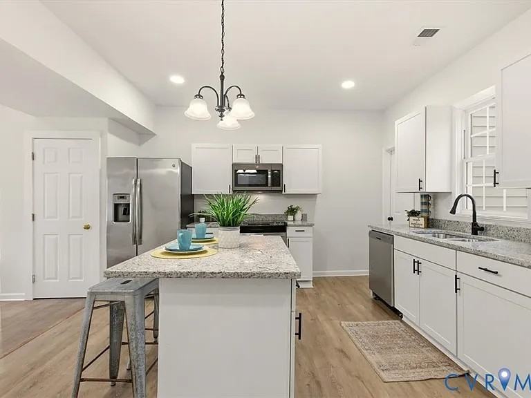 724 Wilson St #NA - Photo 7 of 19