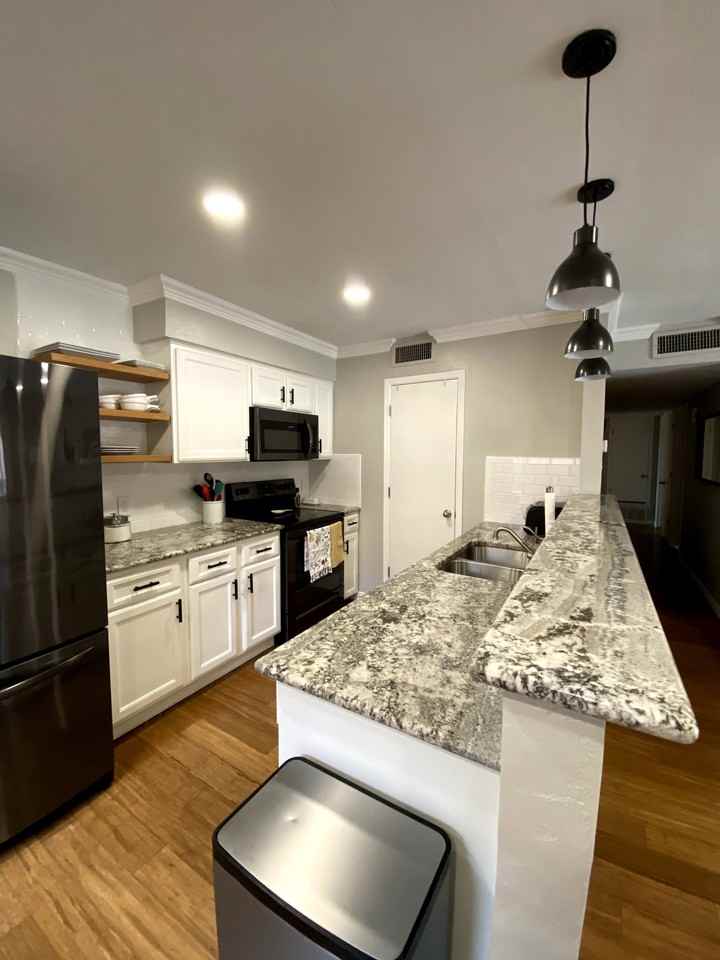 6437 Yarmouth Ave #NA - Photo 3 of 21