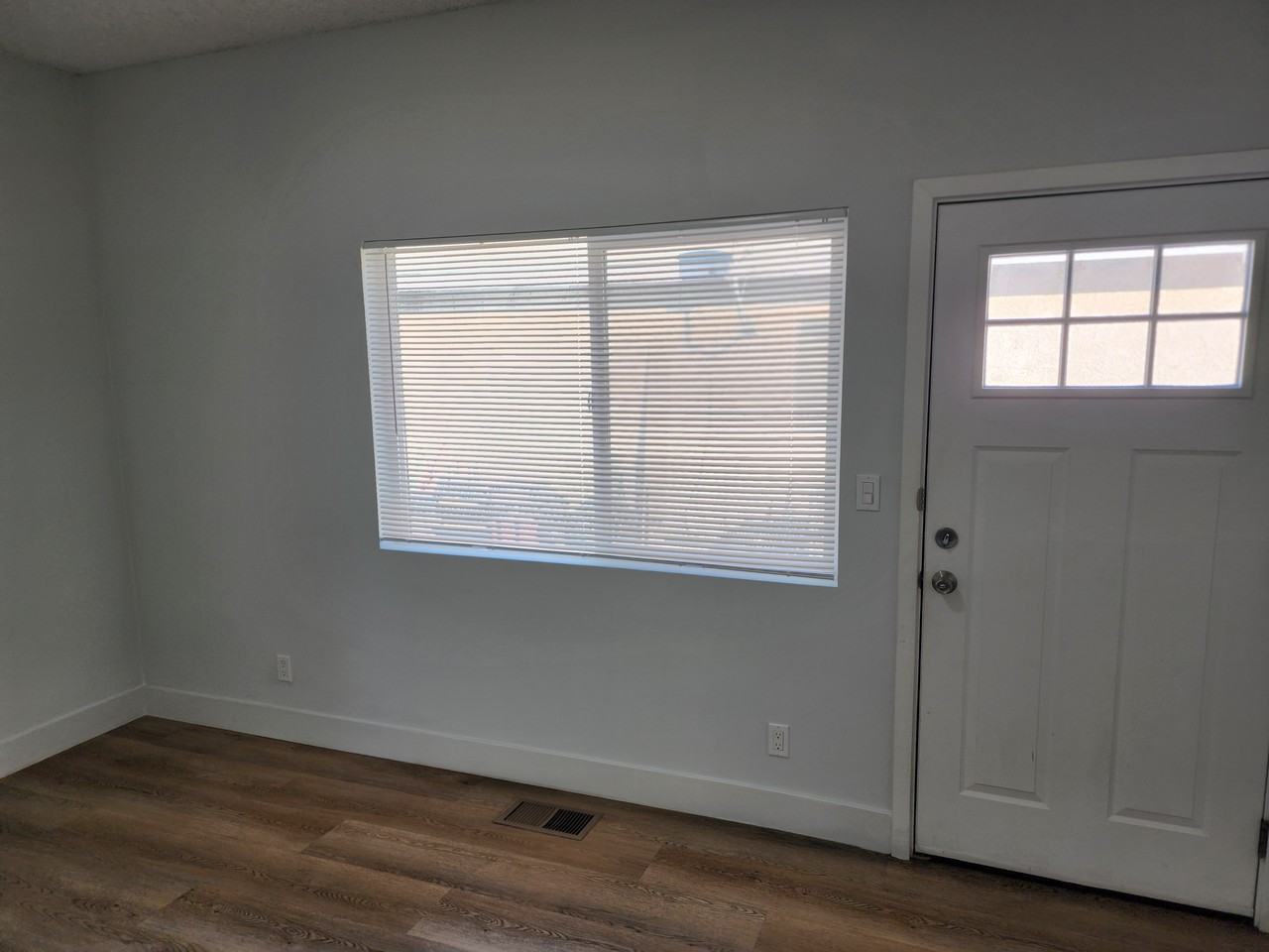 247 W Sepulveda St #NA - Photo 2 of 19