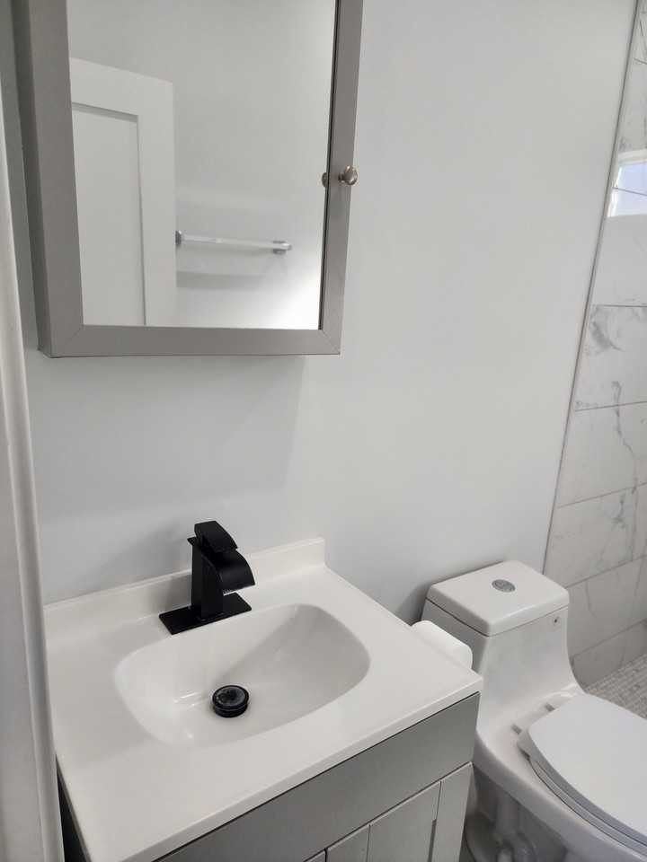 247 W Sepulveda St #NA - Photo 6 of 19