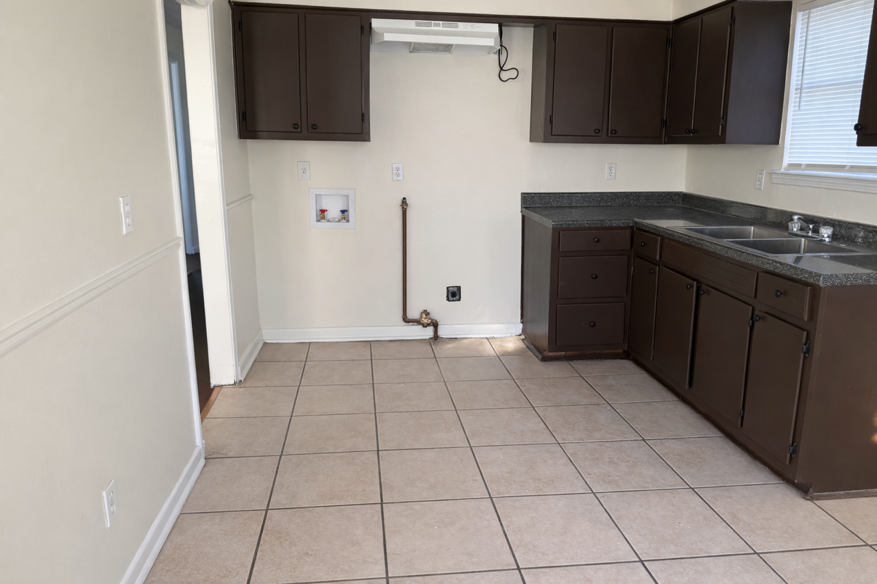 3300 Benjestown Rd #NA - Photo 4 of 9