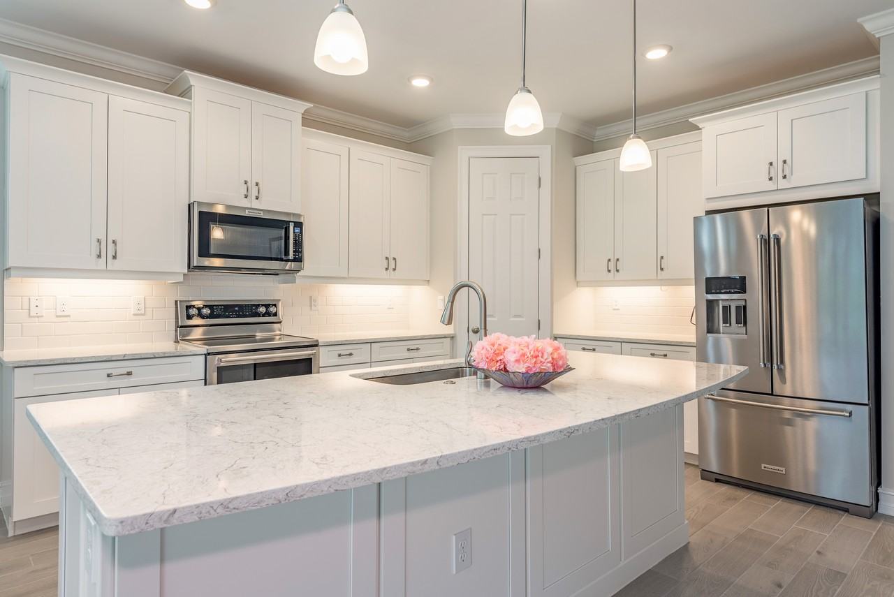 339 Tamarindo Ln #NA - Photo 4 of 12