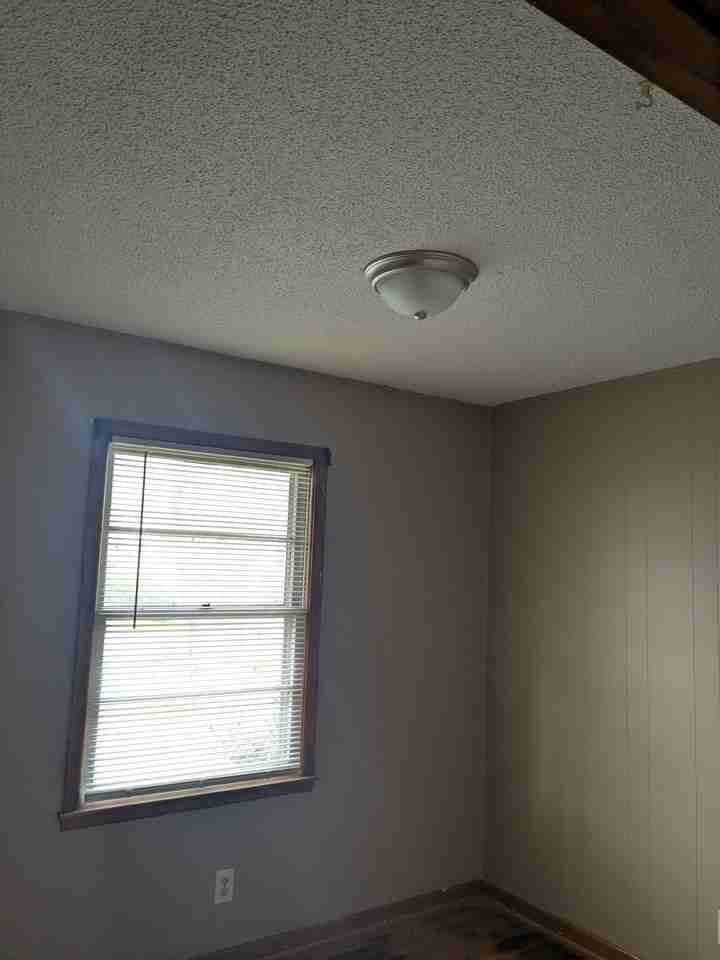 210 Chestnut Drive - Photo 7 of 16