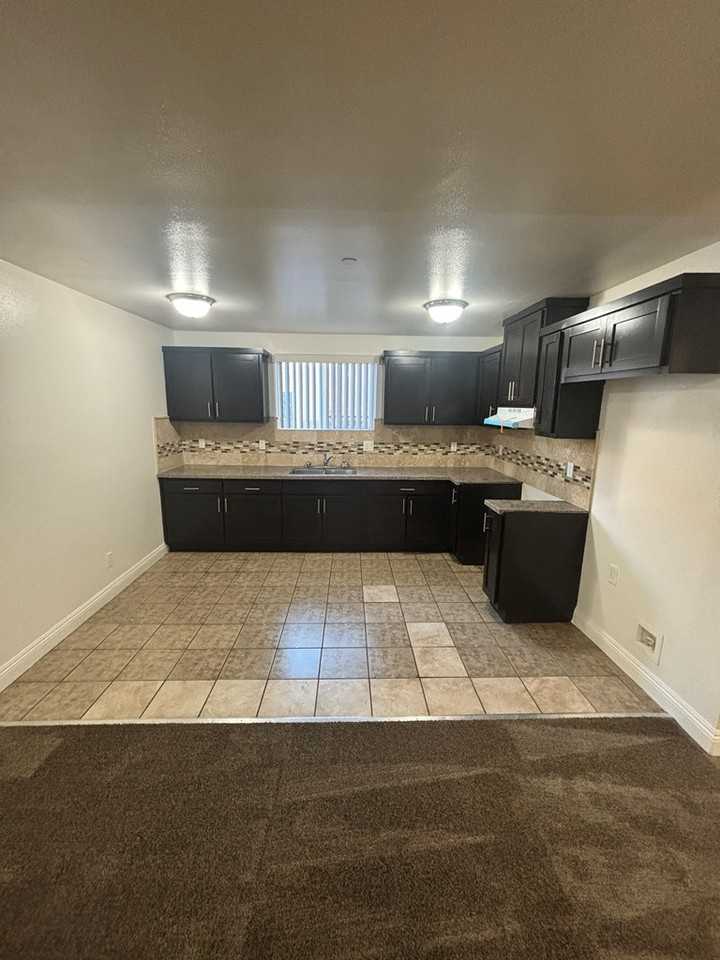 430 East 118th Street - Photo 4 of 21