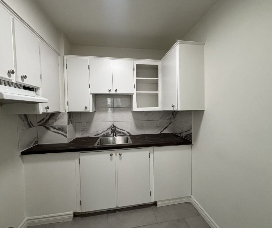 10200 Avenue de Bois-de-Boulogne #305 - Photo 4 of 4