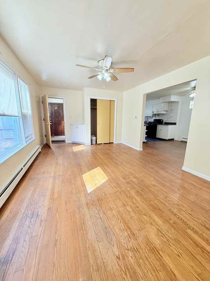 N Claremont Ave & W Howard St - Photo 6 of 19