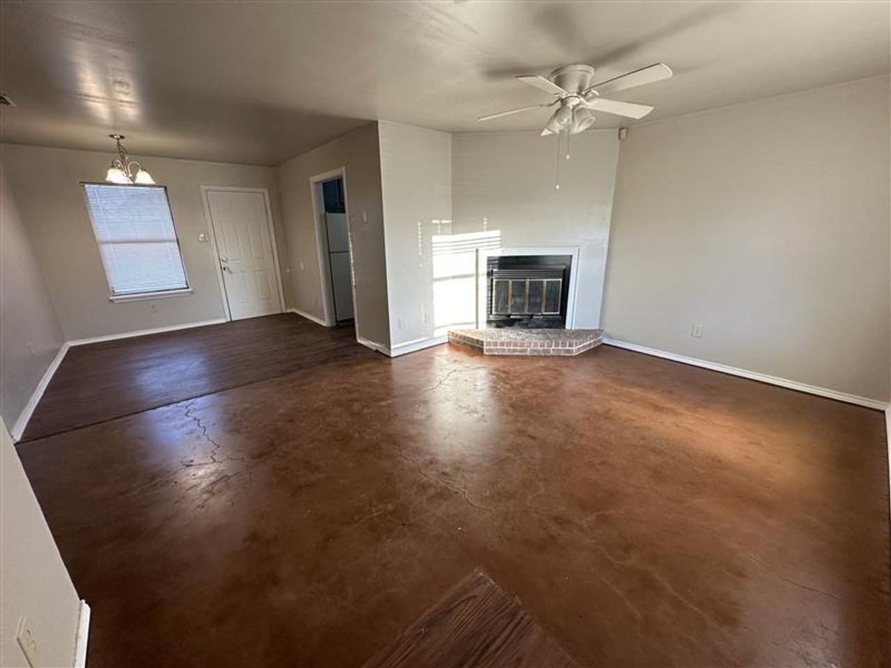 12758 Candleridge Dr - Photo 3 of 17