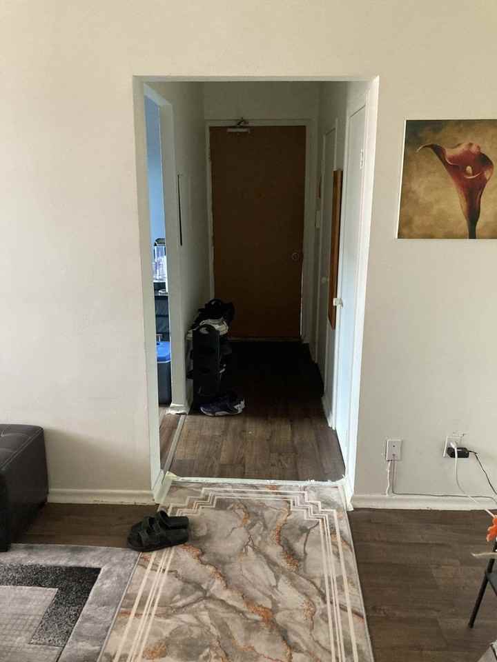 2625 Keele St - Photo 7 of 22