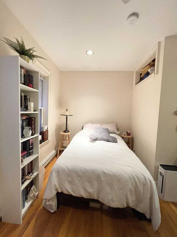 29 Anderson Street #2 - Photo 7 of 17