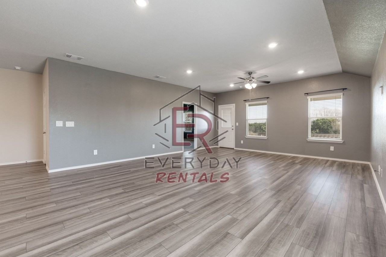 2569 Merganser Dr - Photo 6 of 16