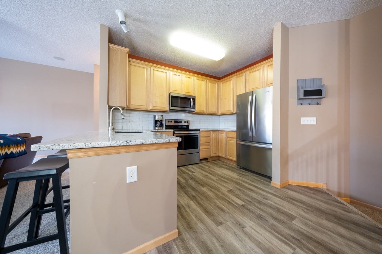 18283 Key West Ct #1 - Photo 3 of 20