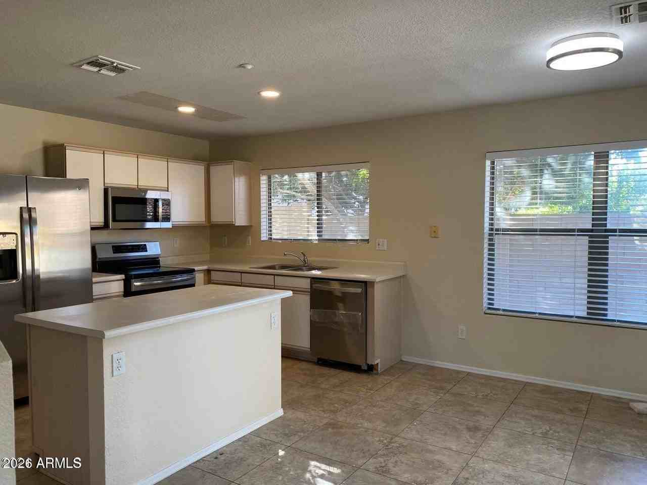 7500 E Deer Valley Rd Unit 86 - Photo 4 of 13