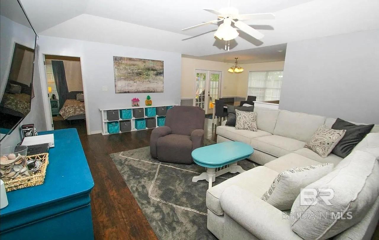 25920 Argonne Dr - Photo 4 of 5