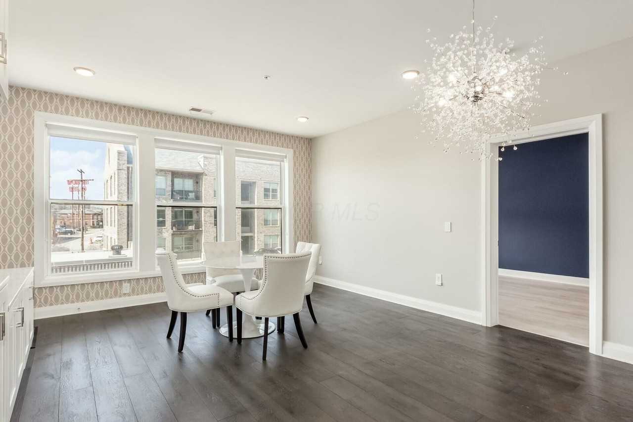 751 N 6th St Apt 204 - Photo 4 of 30