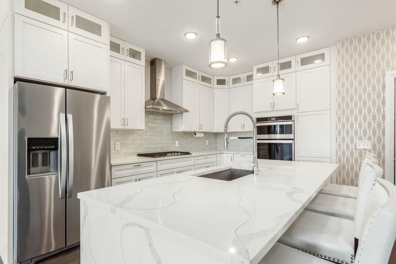 751 N 6th St Apt 204 - Photo 5 of 30