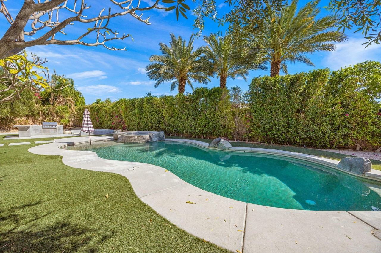 49392 Hohokam River St - Photo 6 of 50